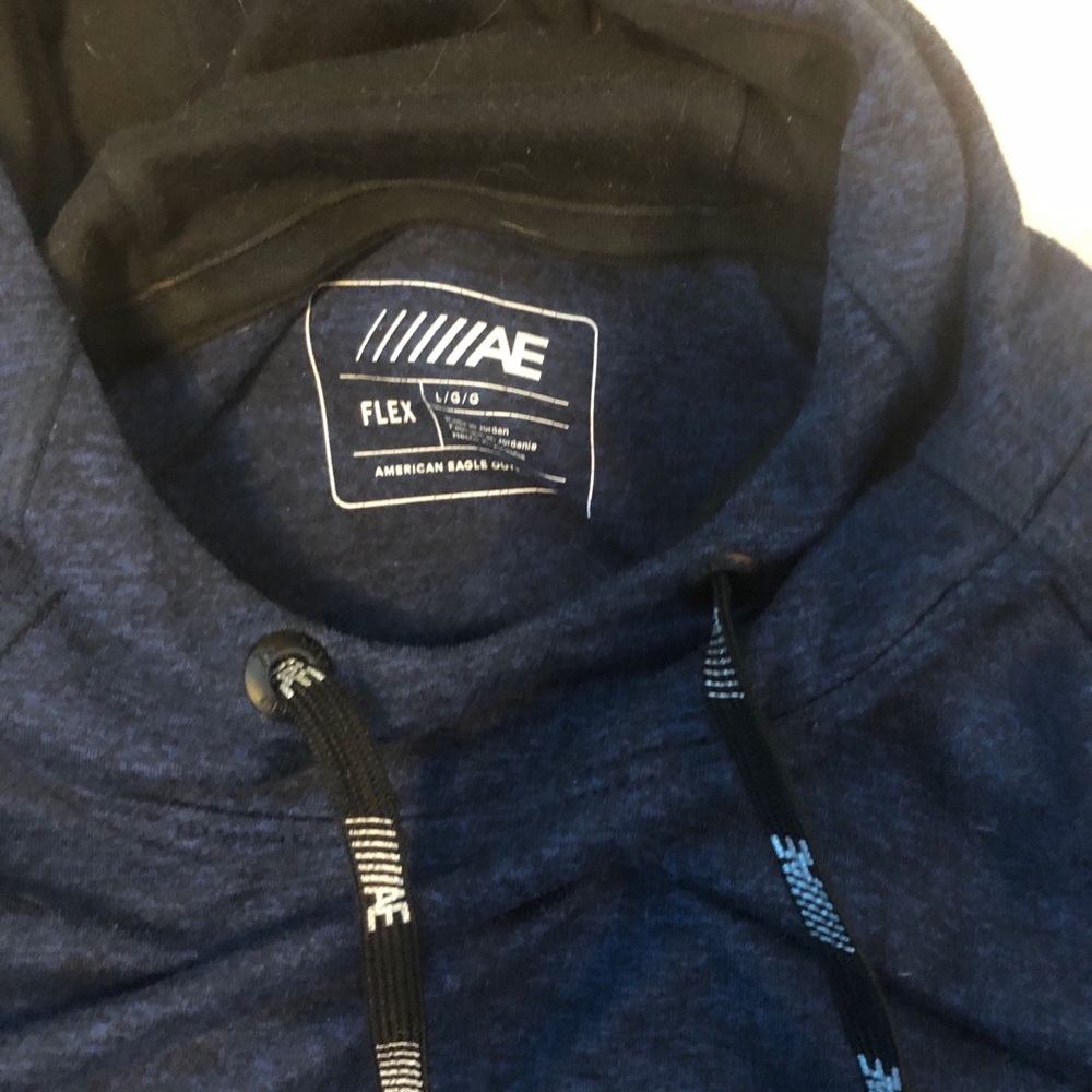 American Eagle sweater - Picture 3 of 3